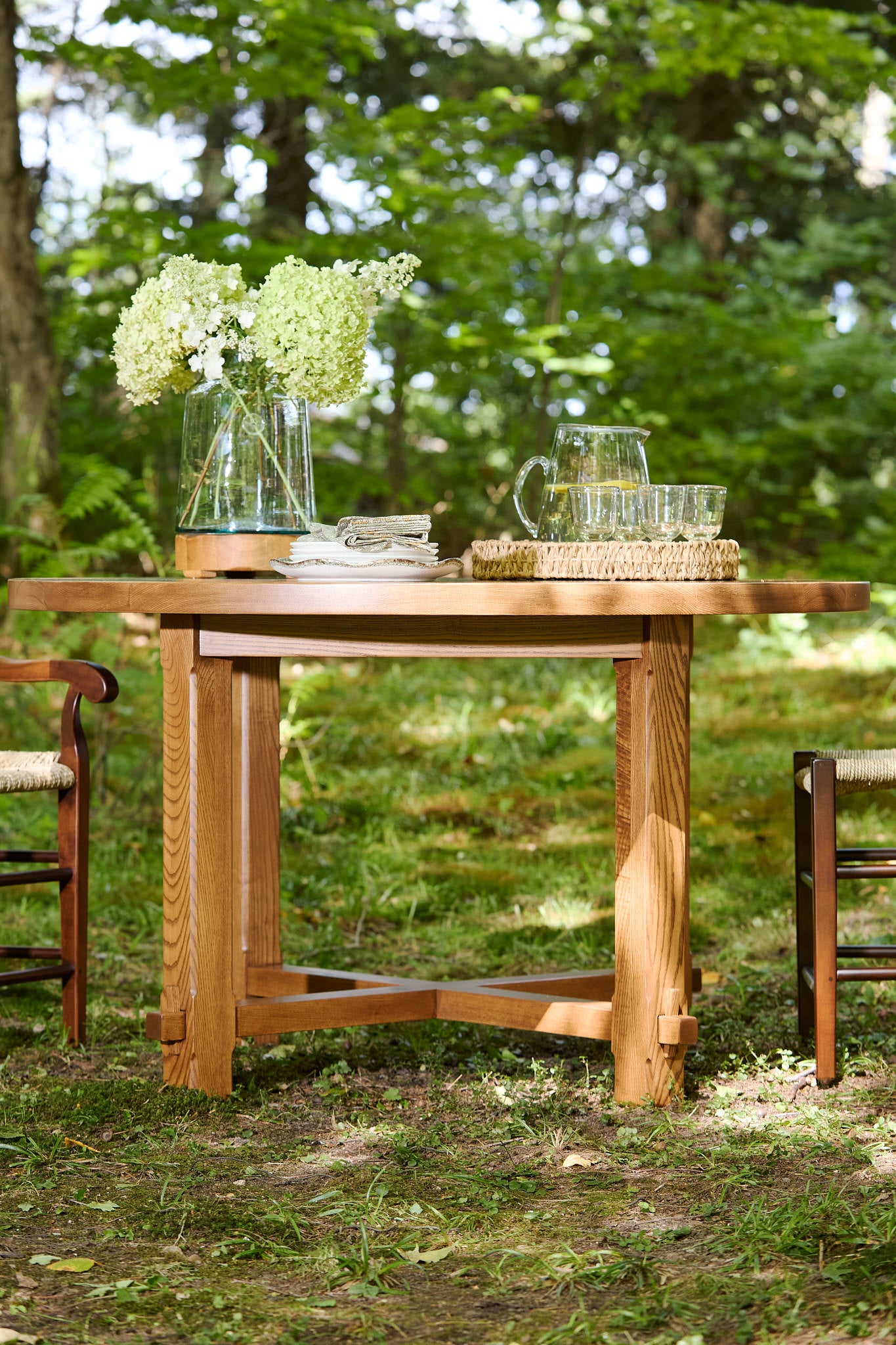 Kennedy Round Trestle Table