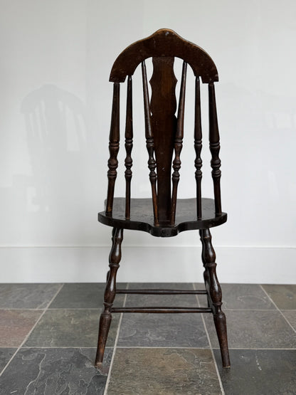 Early 20th Century Antique Brace Back Windsor Chair